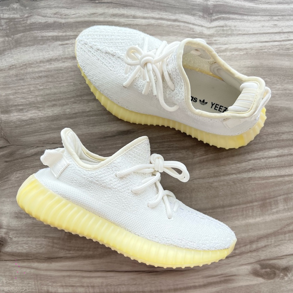 Size 4.5 Men’s/ 6 Women’s- adidas Yeezy Boost 350 V2 Low Cream White